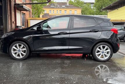 Ford Fiesta 85.000 km 11.990 &euro; Frankfurt 60314