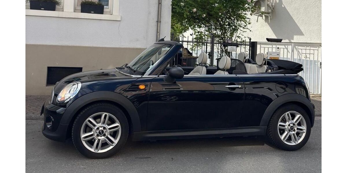 Mini One Cabrio 105.000 km 6.800 &euro; Bad Vilbel 61118