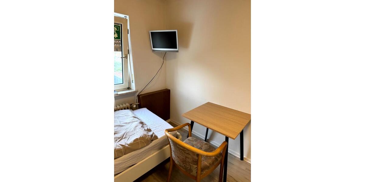 Etagenwohnung Dreieich - 1 Zimmer, 16 m&sup2;, 700&euro; | Angebot:22672283