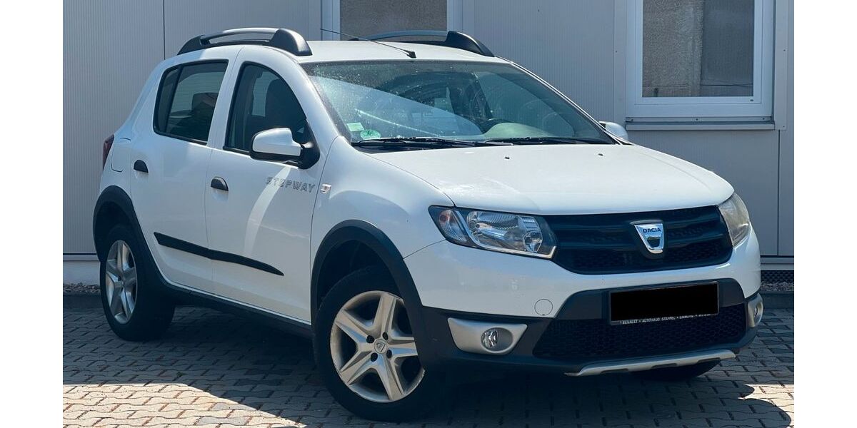 Dacia Sandero 100.000 km 4.999 &euro; Heusenstamm 63150
