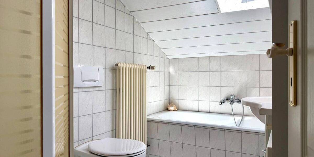 Mehrfamilienhaus, Wohnhaus Offenbach Bieber - 7 Zimmer, 221 m&sup2;, 445.000&euro; | Angebot:26891333