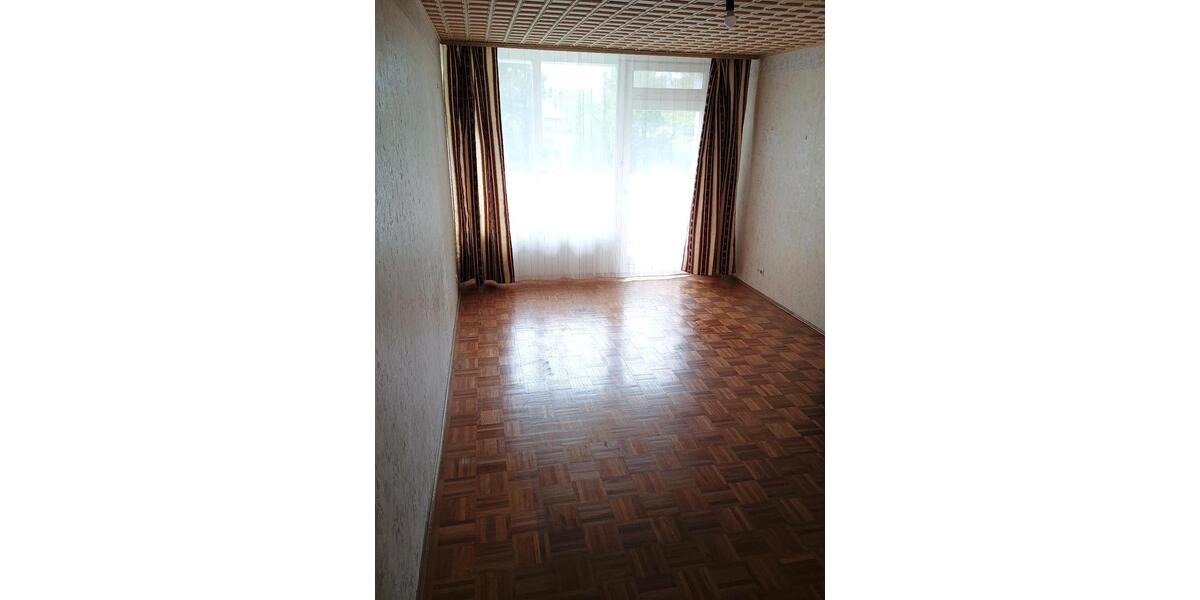 Etagenwohnung Frankfurt am Main Nied - 1 Zimmer, 79 m&sup2;, 245.000&euro; | Angebot:25319496