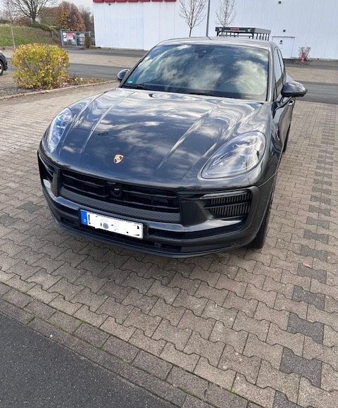 Porsche Macan 75.000 km 56.500 &euro; Bad Nauheim 61231