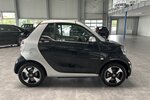 Smart ForTwo EQ CABRIO EXCLUSIVE-22KW-RÜCKFAHRKAMERA! 13.660 km 17.989 &euro; Groß-Umstadt 64823