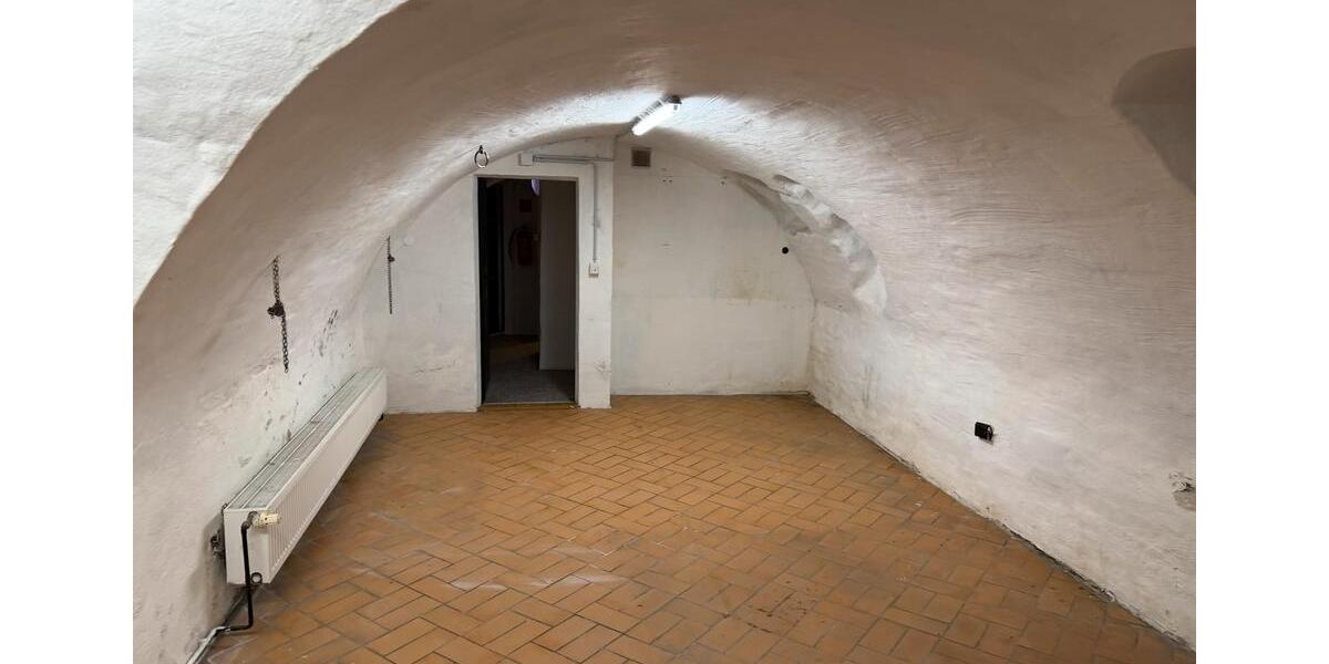 Gewerbeobjekt Steinbach (Taunus) - 450&euro; | Angebot:26623585