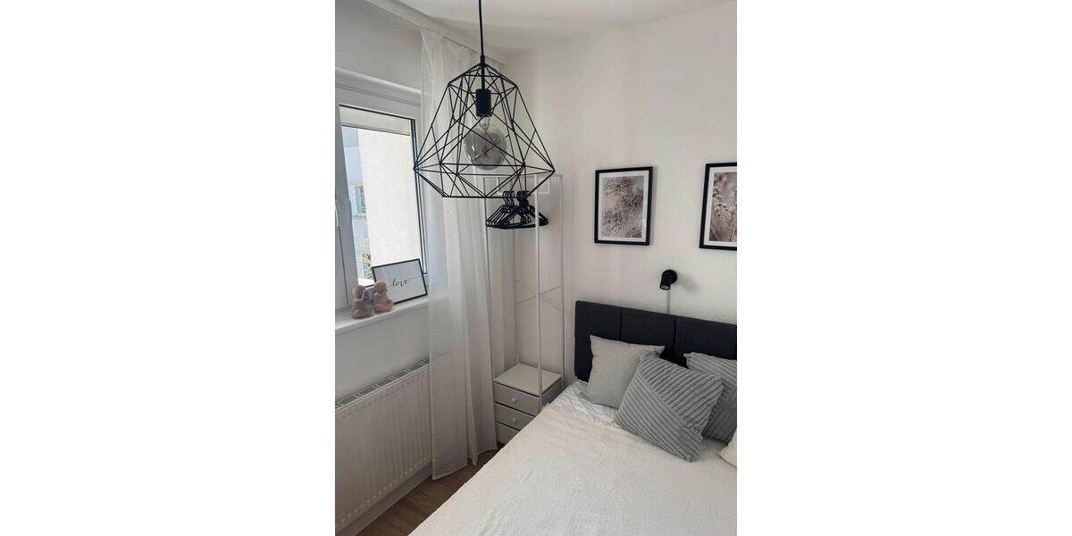 Etagenwohnung Maintal - 1.5 Zimmer, 35 m&sup2;, 1.250&euro; | Angebot:26007443