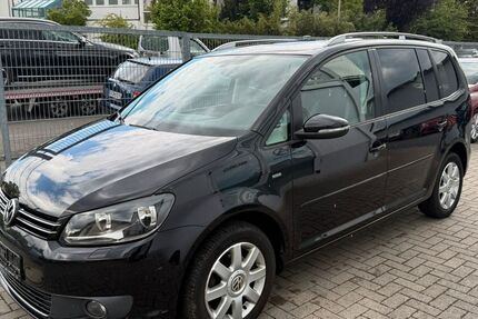 VW Touran 264.000 km 5.700 &euro; Rödermark 63322