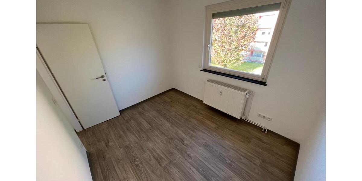 Etagenwohnung Obertshausen - 3 Zimmer, 65 m&sup2;, 990&euro; | Angebot:26424083