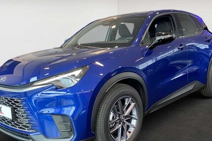 Lexus LBX 1.500 km 30.444 &euro; Frankfurt 60314