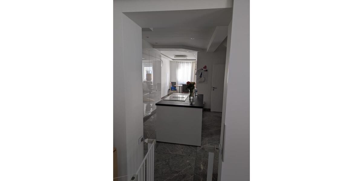 Einfamilienhaus Alzenau - 5 Zimmer, 145 m&sup2;, 2.000&euro; | Angebot:26533265
