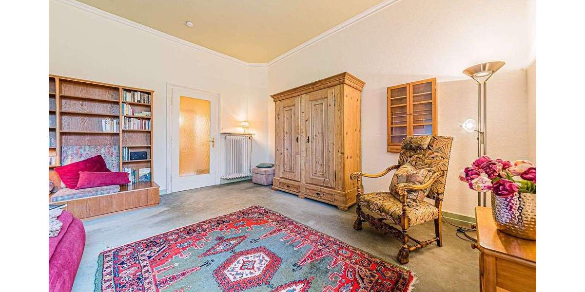 Etagenwohnung Frankfurt am Main Niederursel - 3 Zimmer, 120 m&sup2;, 2.100&euro; | Angebot:25768511