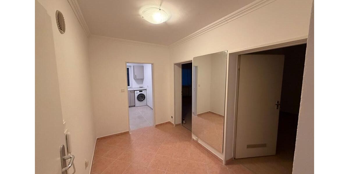 Etagenwohnung Frankfurt am Main Sachsenhausen Süd - 2 Zimmer, 63 m&sup2;, 1.500&euro; | Angebot:25792450