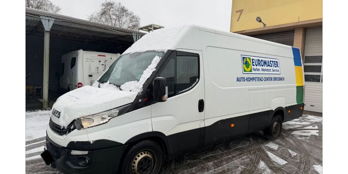 IVECO Andere 280.000 km 10.990 &euro; Frankfurt am Main 65933