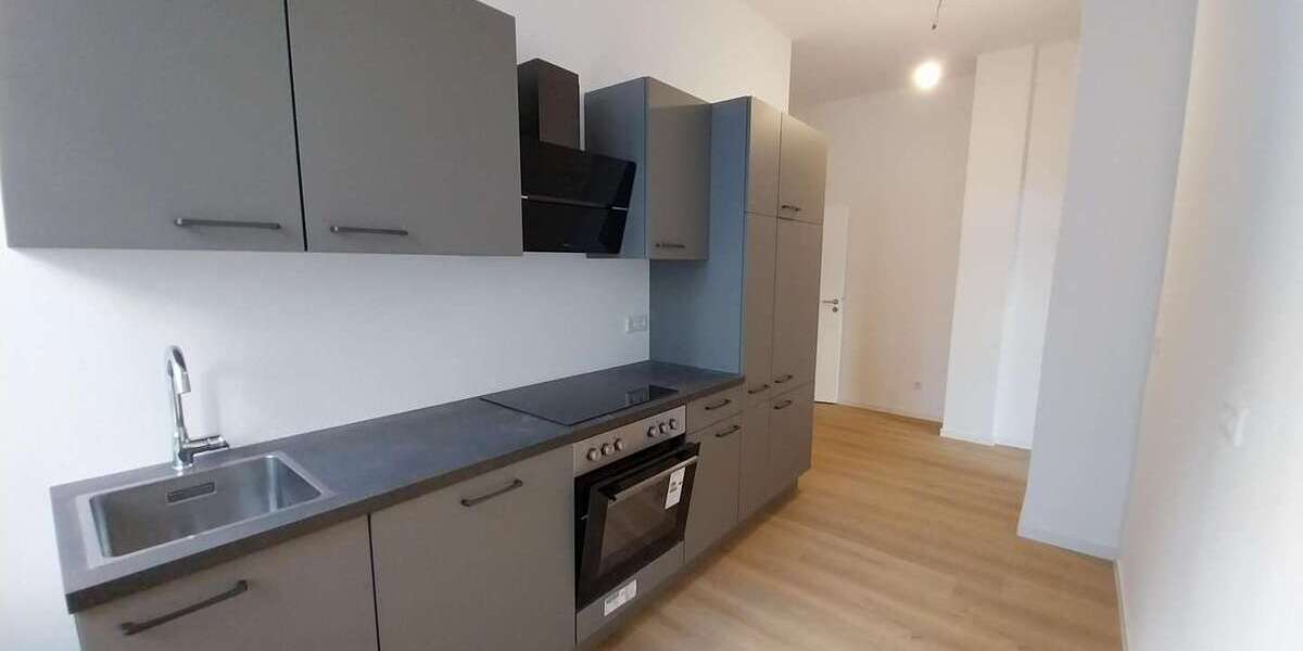 Etagenwohnung Aschaffenburg Stadtmitte - 3 Zimmer, 94 m&sup2;, 1.310&euro; | Angebot:26821386