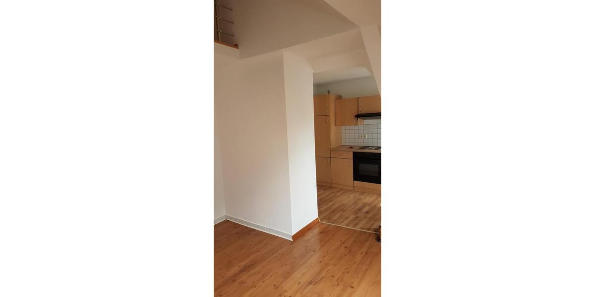 Dachgeschoßwohnung Frankfurt am Main Ost - 2 Zimmer, 47 m&sup2;, 700&euro; | Angebot:25613826