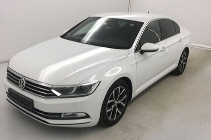 VW Passat 200.247 km 13.019 &euro; Eschborn 65760