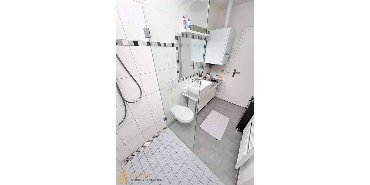Etagenwohnung Aschaffenburg Innenstadt - 3 Zimmer, 95 m&sup2;, 950&euro; | Angebot:26929620