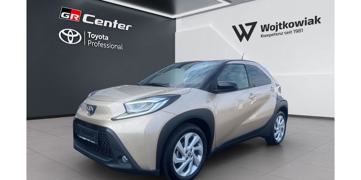 Toyota Aygo (X) 25.000 km 15.440 &euro; Friedberg 61169