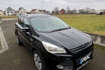 Ford Kuga 151.111 km 6.000 &euro; Hainburg 63512