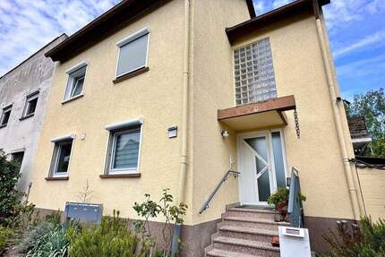 Haus Frankfurt am Main Schwanheim - 369.000&euro; | Angebot:25706154