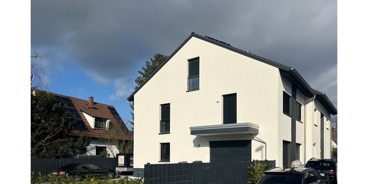 Neu-Isenburg-Zeppelinheim: Exklusive Doppelhaushälfte in bester Wohnlage! - Doppelhaushälfte Neu-Isenburg Isenburg | Angebot:14665884