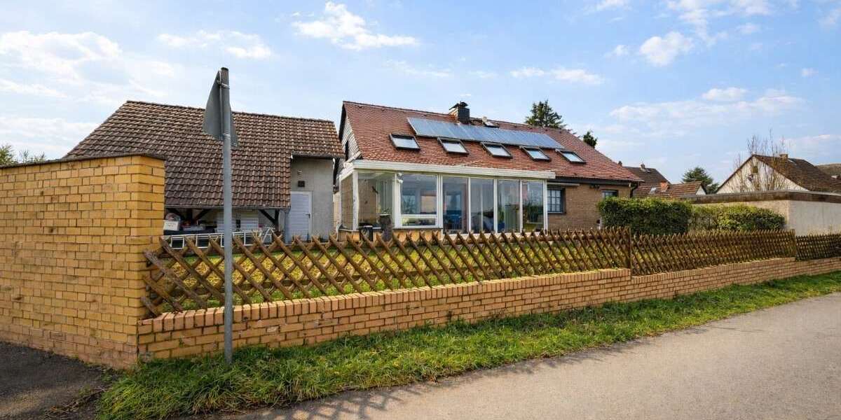 Einfamilienhaus Karben - 8 Zimmer, 226 m&sup2;, 749.000&euro; | Angebot:24769953