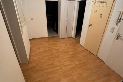 Wohnung Frankfurt am Main Ost - 4 Zimmer, 90 m&sup2;, 1.300&euro; | Angebot:26454166