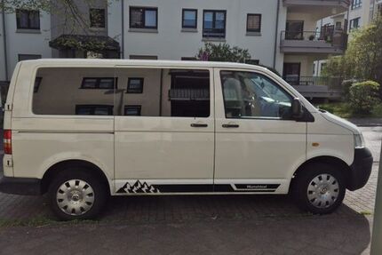 VW T5 Transporter 321.000 km 4.000 &euro; Bad Homburg 61352