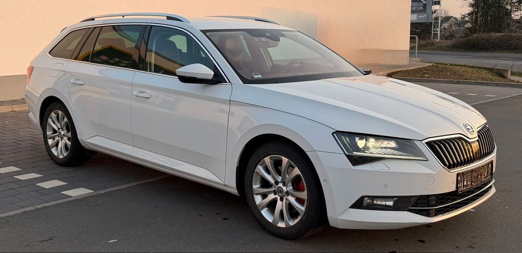 Skoda Superb 256.747 km 11.600 &euro; Großostheim 63762