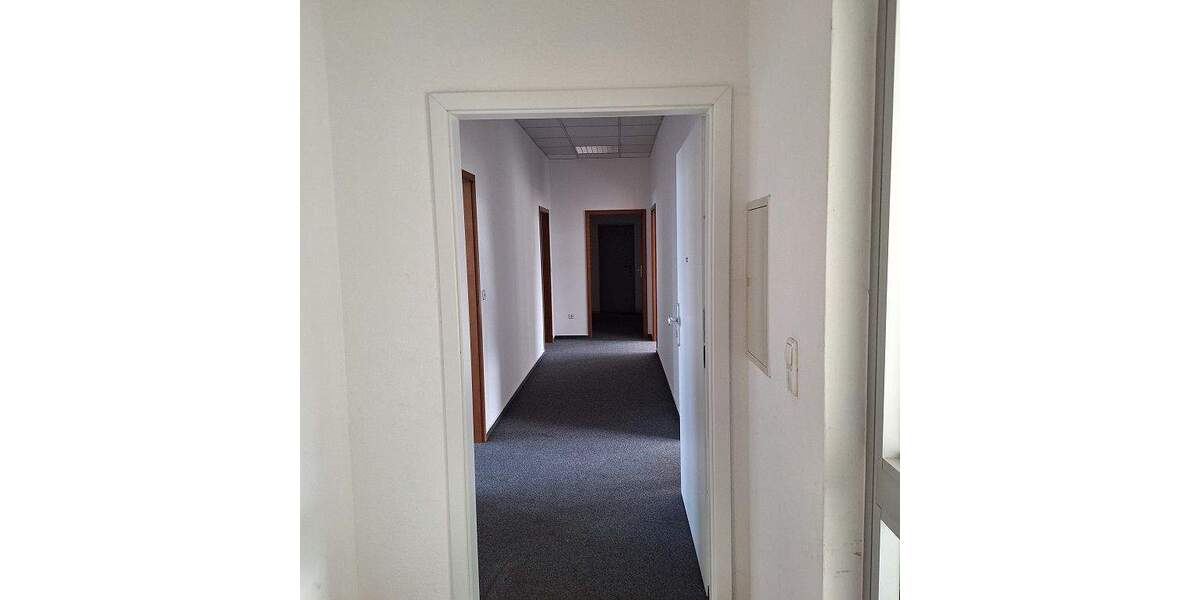 Gewerbeobjekt Frankfurt am Main Griesheim - 4 Zimmer, 125 m&sup2;, 1.150&euro; | Angebot:25865840