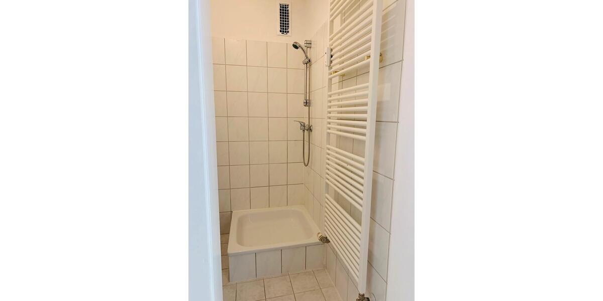 Etagenwohnung Eschborn - 1 Zimmer, 30 m&sup2;, 640&euro; | Angebot:27621559