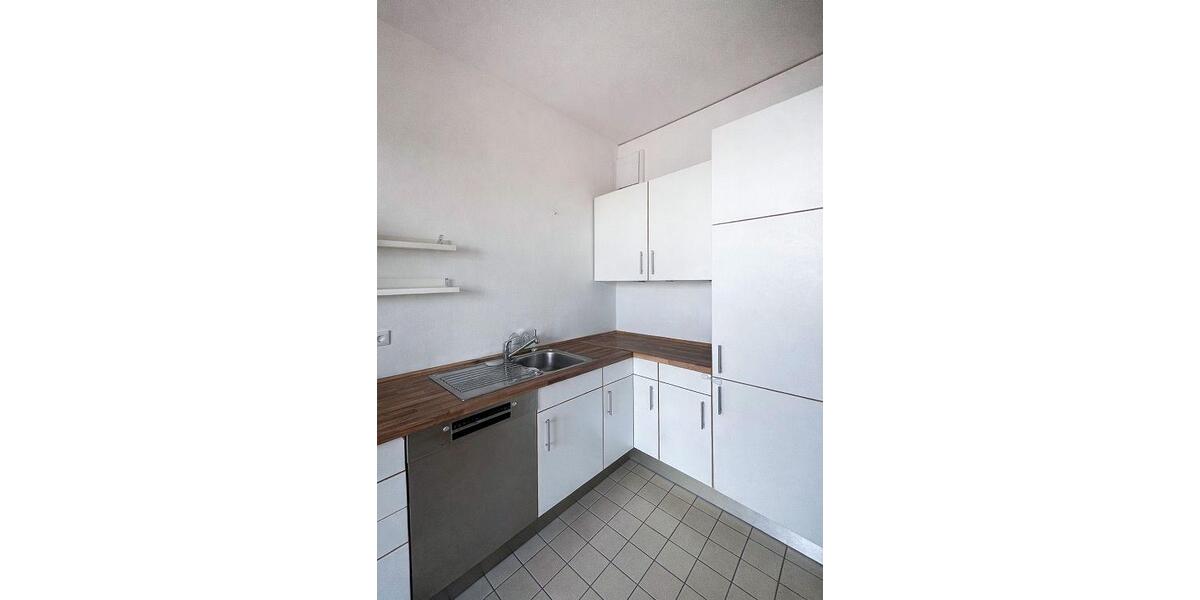 Dachgeschoßwohnung Frankfurt am Main Gutleutviertel - 3 Zimmer, 97 m&sup2;, 1.797&euro; | Angebot:26003355