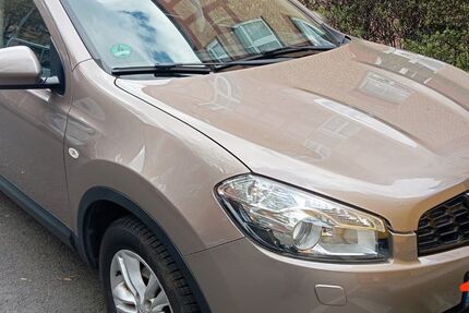 Nissan Qashqai+2 153.000 km 7.200 &euro; Frankfurt 60326