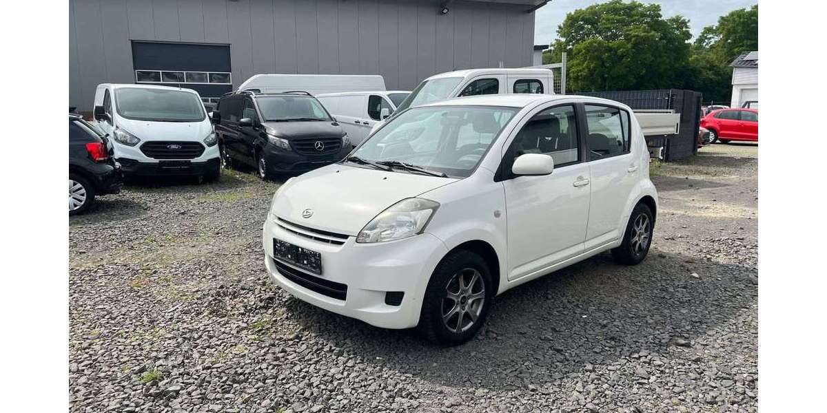 Daihatsu Sirion 157.000 km 2.300 &euro; Büdingen-Düdelsheim 63654