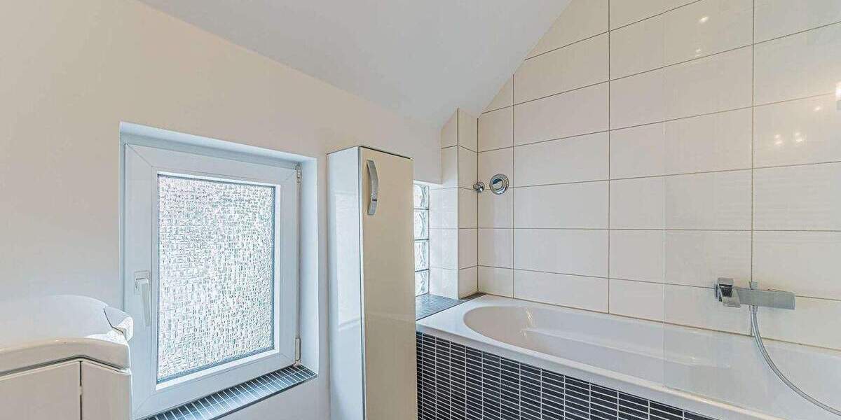 Etagenwohnung Frankfurt am Main Ostend - 2 Zimmer, 42 m&sup2;, 1.590&euro; | Angebot:25661922