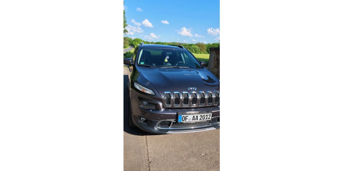 Jeep Cherokee 127.000 km 15.200 &euro; Rodgau 63110