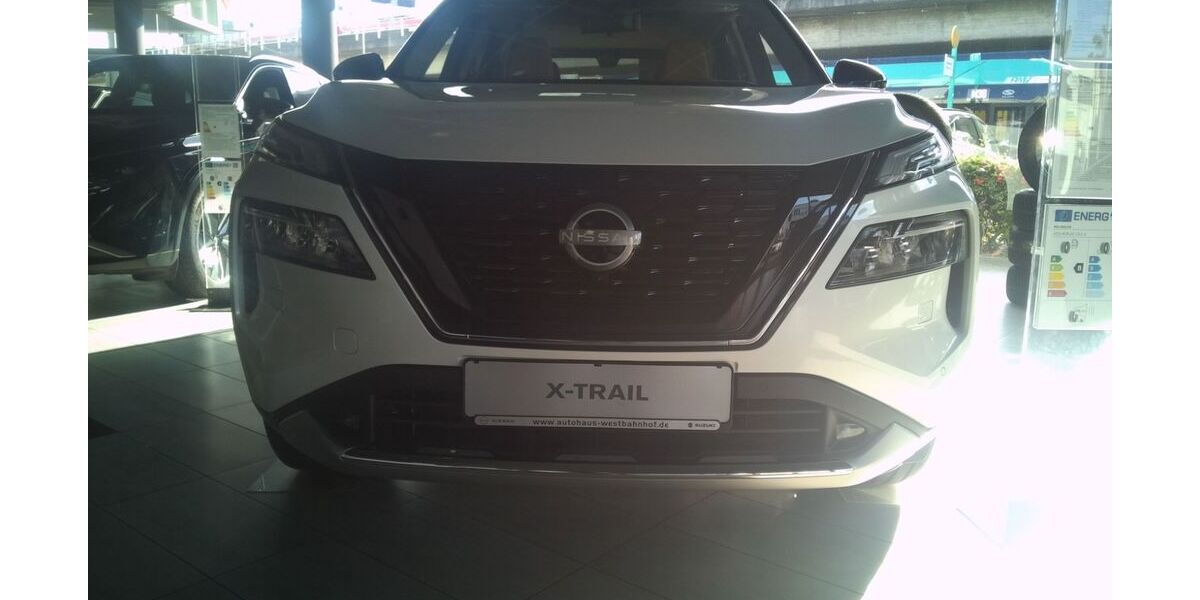 Nissan X-Trail 6.000 km 46.990 &euro; Frankfurt 60486