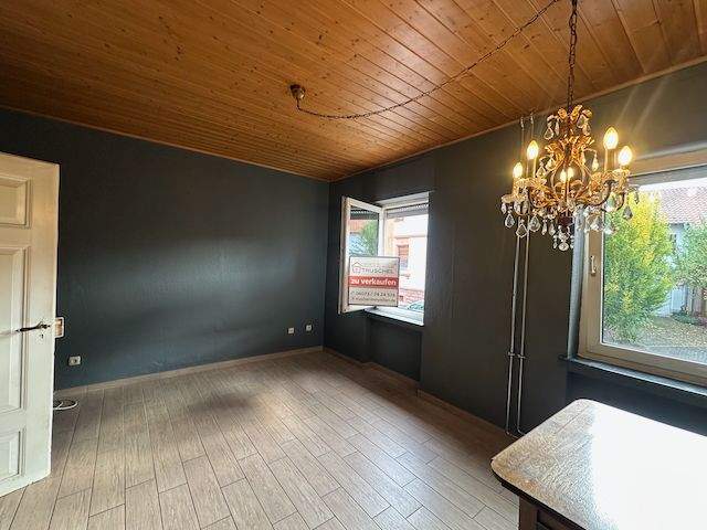 Mehrfamilienhaus, Wohnhaus Groß-Umstadt Umstadt - 6 Zimmer, 130 m&sup2;, 349.000&euro; | Angebot:25698118