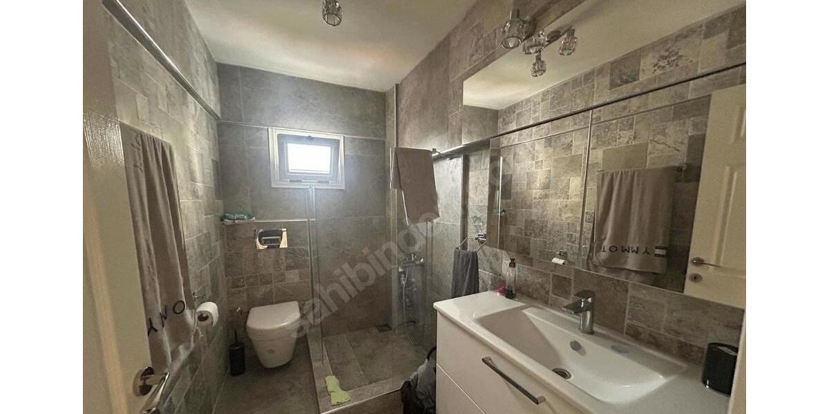 Villa Frankfurt am Main Innenstadt - 4 Zimmer, 120 m&sup2;, 400.000&euro; | Angebot:26619728