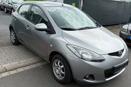 Mazda 2 203.200 km 2.200 &euro; Hanau 63452