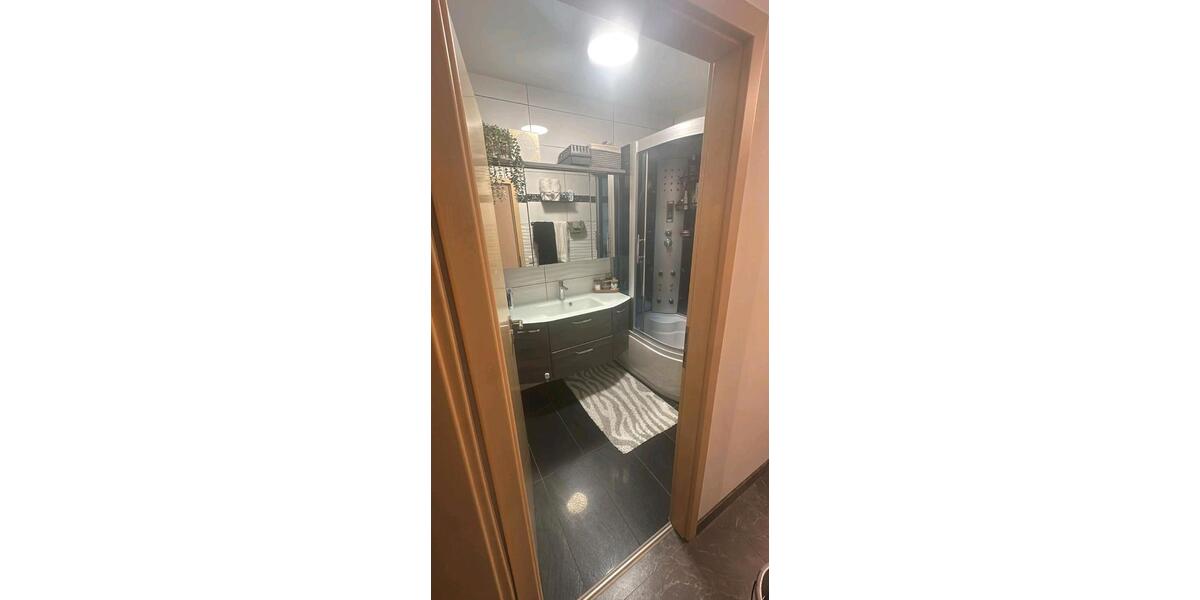 Etagenwohnung Maintal - 4 Zimmer, 122 m&sup2;, 370.000&euro; | Angebot:25284216