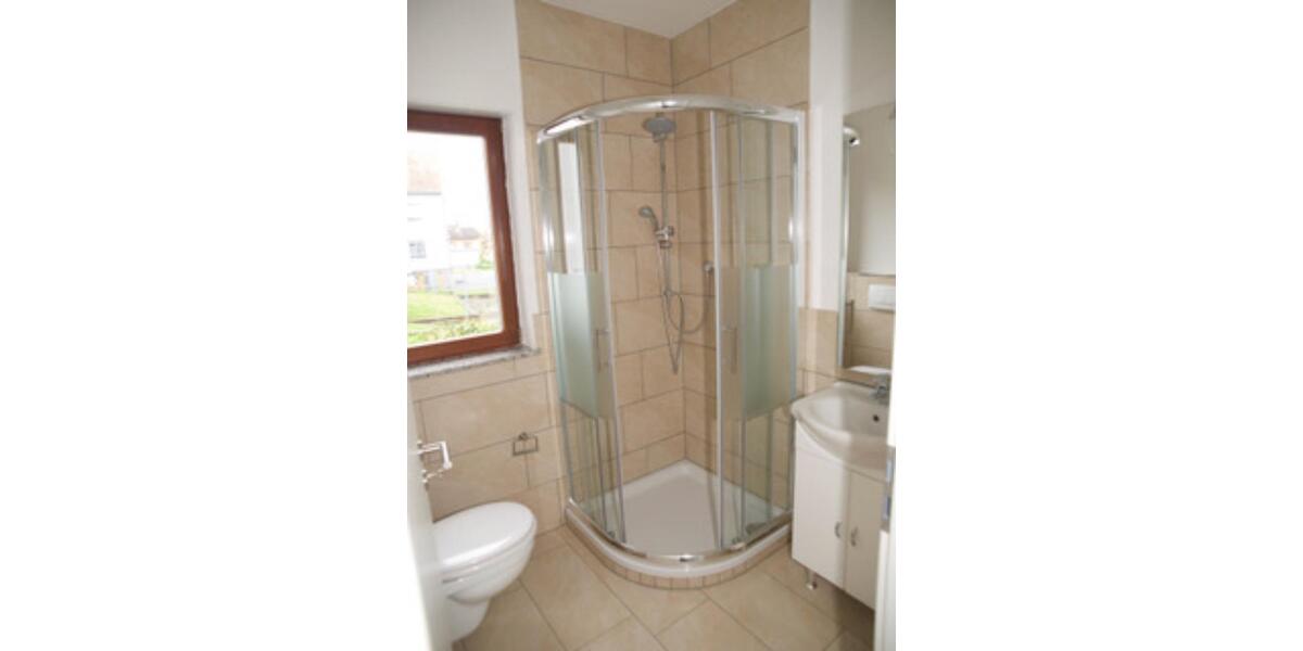 Erdgeschoßwohnung Glauburg - 2 Zimmer, 72 m&sup2;, 700&euro; | Angebot:25396555