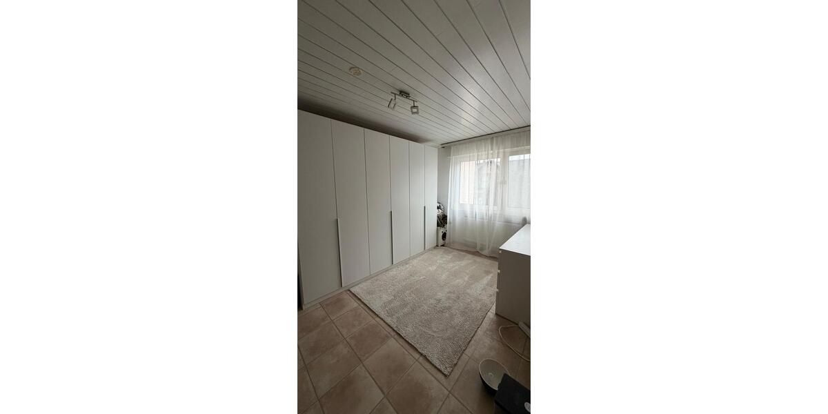 Etagenwohnung Hanau Groß-Steinheim - 3 Zimmer, 70 m&sup2;, 1.200&euro; | Angebot:26632485