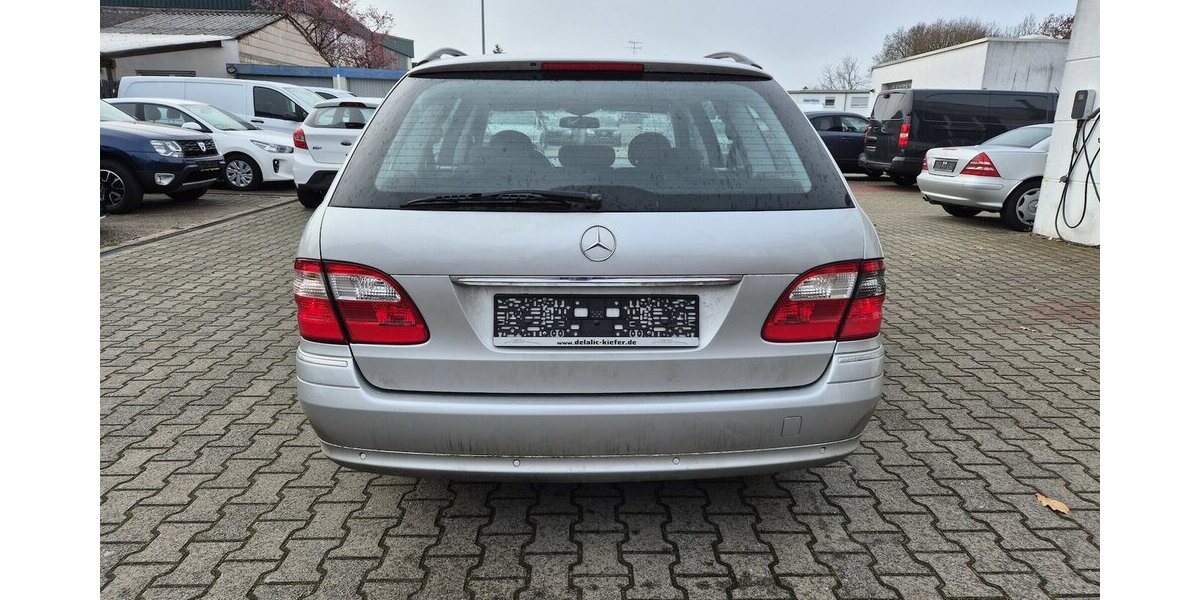 Mercedes-Benz E 220 T CDI Elegance, Klima, Automatik, Navigation 134.668 km 7.990 &euro; Rodgau 63110