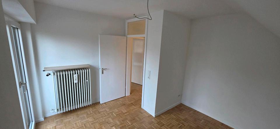 Etagenwohnung Rodgau - 3 Zimmer, 95 m&sup2;, 1.250&euro; | Angebot:25403327