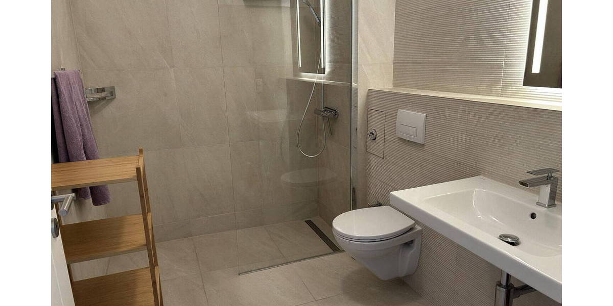 Etagenwohnung Bad Homburg Gonzenheim - 2 Zimmer, 58 m&sup2;, 1.200&euro; | Angebot:26613372