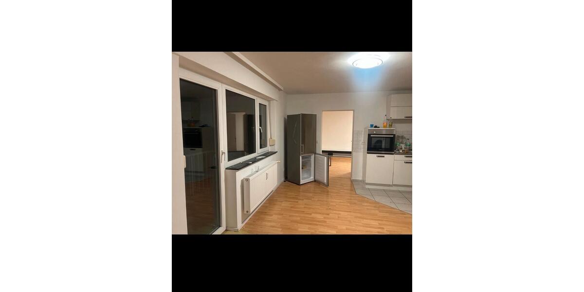 Etagenwohnung Schöneck - 2 Zimmer, 65 m&sup2;, 1.000&euro; | Angebot:25394455