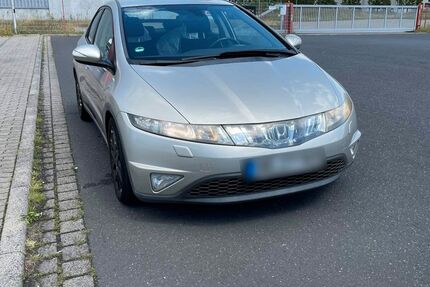 Honda Civic 109.000 km 5.999 &euro; Glattbach 63864
