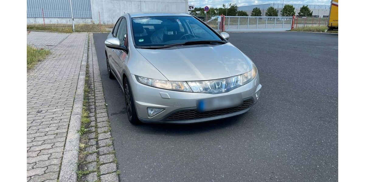 Honda Civic 109.000 km 5.999 &euro; Glattbach 63864