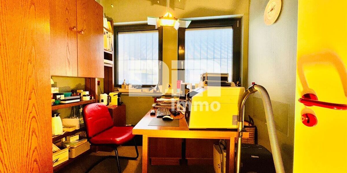 Ladeneinheit und Büro Praxisfläche teilvermietet im Paket mit umfangreicher Ausstattung - Gewerbeobjekt Kleinostheim | Angebot:26971242